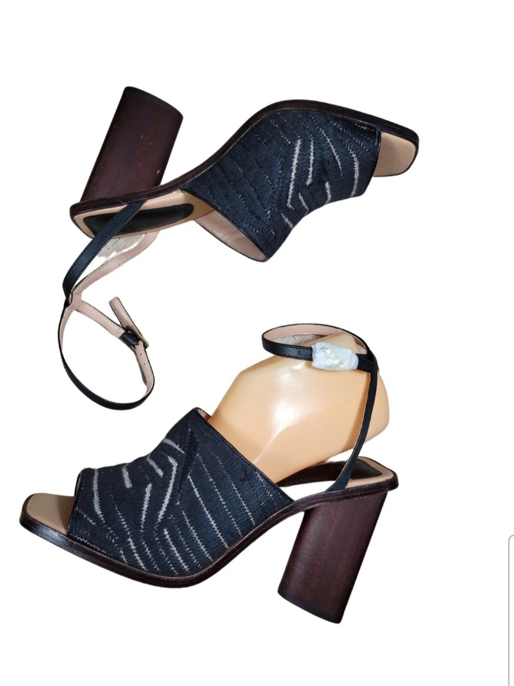 AD & Daughters Women's Size 9 Haddix Black/Natural Block Heel Sandals